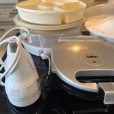 Belgian waffle maker, misc kitchen