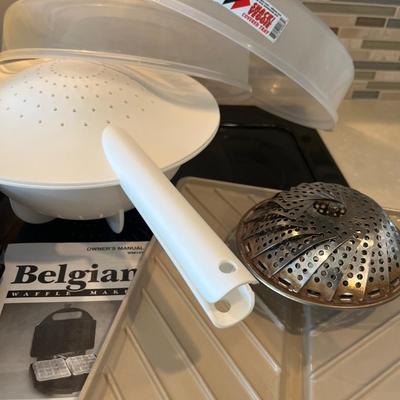 Belgian waffle maker, misc kitchen
