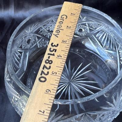 Lot 42 Cut Glass bisquit jar
