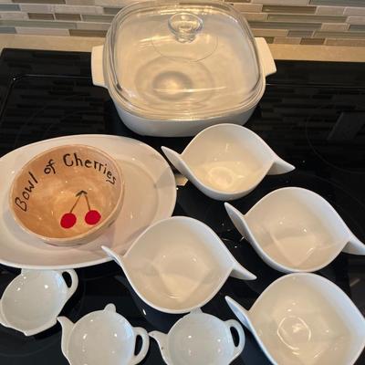 Corningware casserole, Villeroy & Boch soup bowls, etc