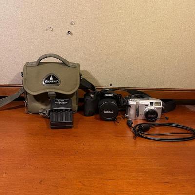 Kodak & Minolta Digital Cameras (BC-MG)
