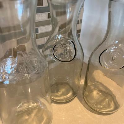 Pitchers & vintage pans