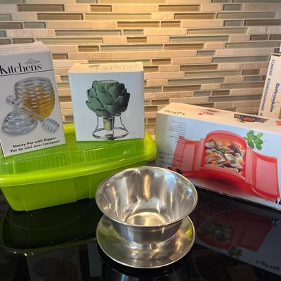 Lekue steamer, artichoke cooker, honey pot
