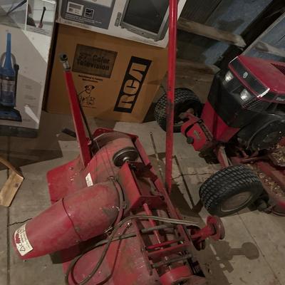 Toro Wheel Horse 520-H with snowblower attachment