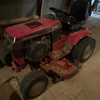 Toro Wheel Horse 520-H with snowblower attachment