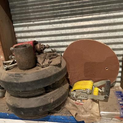 Tow straps, balls and weights