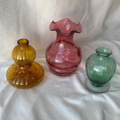 Lot 66 Art Glass vases Baccarat & Wale oil lamp