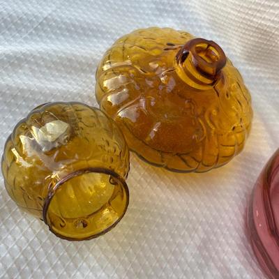 Lot 66 Art Glass vases Baccarat & Wale oil lamp