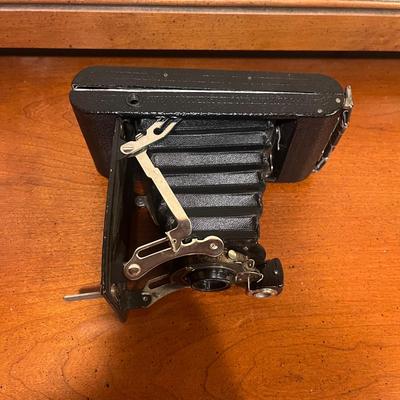 Kodak & Ansco Vintage Cameras (BC-MG)