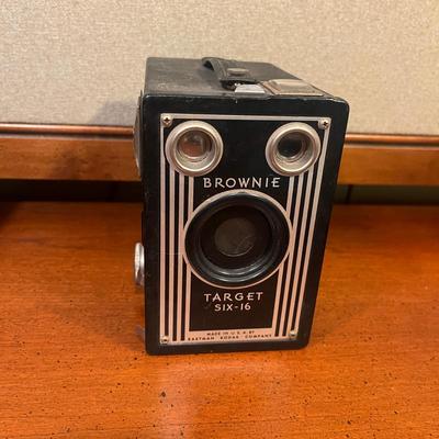 Kodak & Ansco Vintage Cameras (BC-MG)