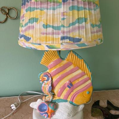 Fish lamp & decor
