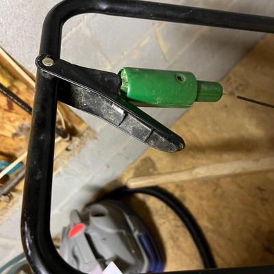 Metal Wheelbarrow & Scott’s Seed Spreader (BWS-RG)