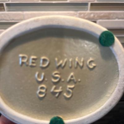 Red Wing Vase #845