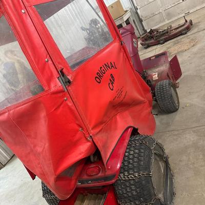 Toro Wheel Horse 520-H lawn tractor