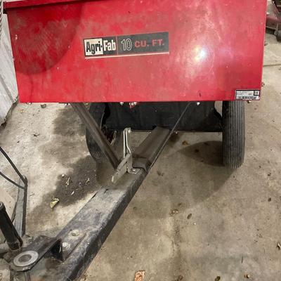 Agri-Fab pull behind wagon
