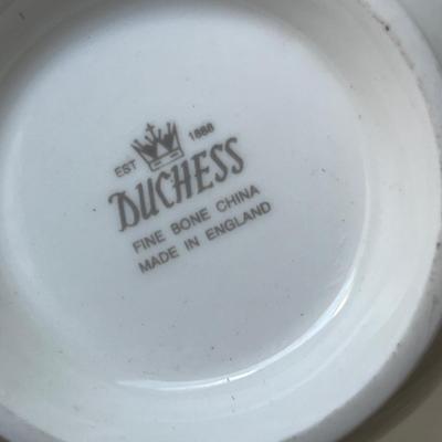 Lot 73 Bone China Cups & Saucers