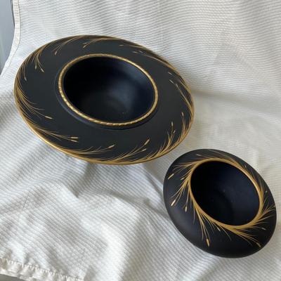 Lot 80 Tiffin Cattail satin glass bowls