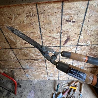 Gardening Tools - Loppers, Hatchets, Trowels & More (BWS-RG)