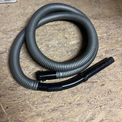 Eureka Mighty Mite Canister Vacuum (BWS-MG)