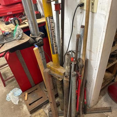 Delta drill press with metal accessories