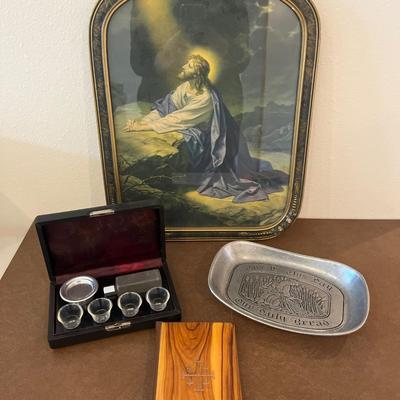 Traveling Communion Set, Vintage Jesus picture, bible, daily bread plate