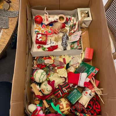 Christmas ornaments lot!