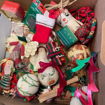 Christmas ornaments lot!
