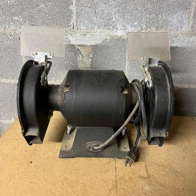 Black & Decker 6” Bench Grinder (BWS-MG)