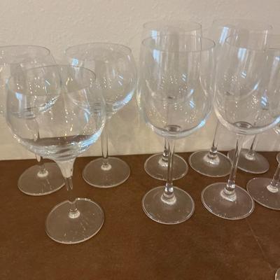Wine glasses (assorted)