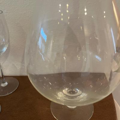 Wine glasses (assorted)