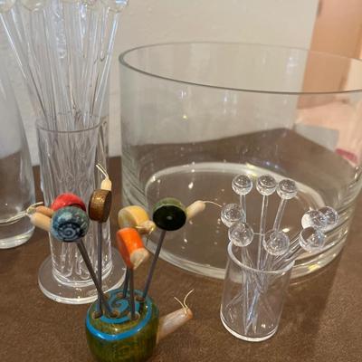 Vases, bowl & stir sticks