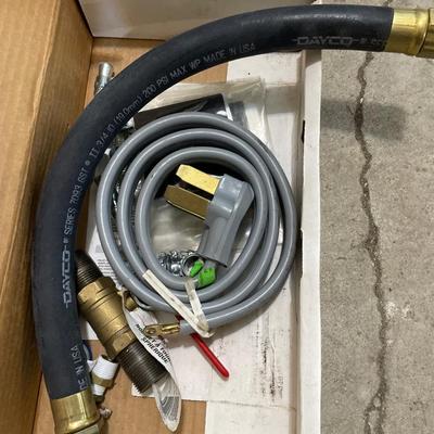 Installation hose, airless, paint, sprayer, and nails