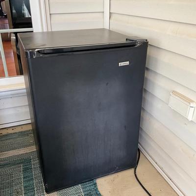 025 Small Kenmore Fridge