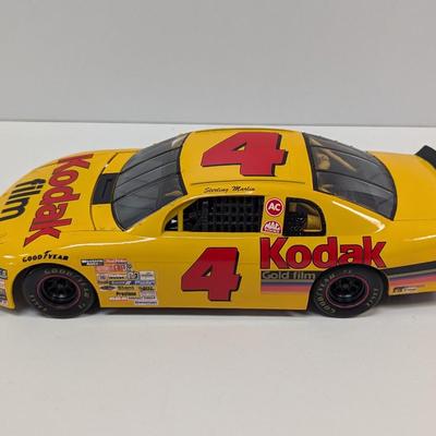 1:18 Ertl Nascar #4 Sterling Marlin Monte Carlo 'Kodak'
