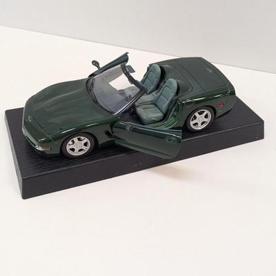 1998 Chevrolet Corvette Convertible Maisto 1:18 Die Cast