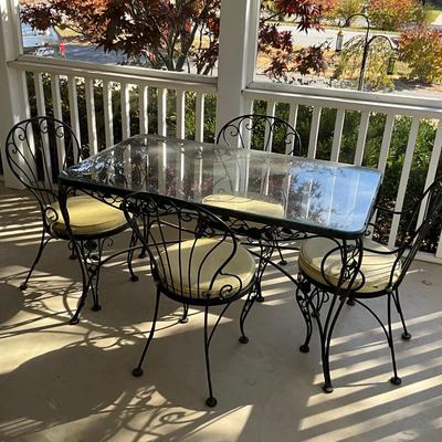 030 Vintage Wrought Iron Glass Top Outdoor Patio Table and Chairs