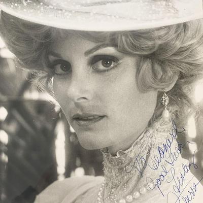 Lesley Ann Warren signed photo