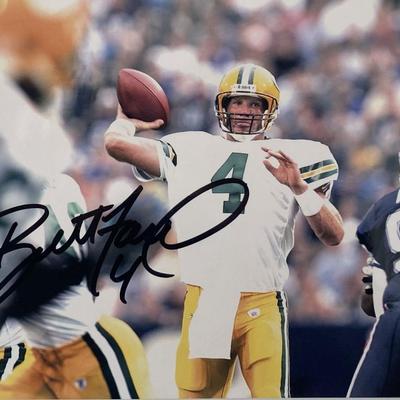 Brett Favre signed photo