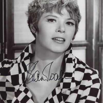 Shani Wallis signed photo