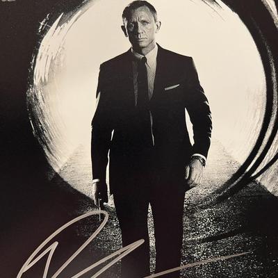 James Bond 007 Daniel Craig signed photo