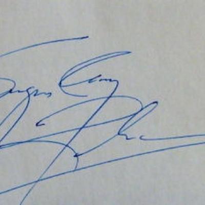 Sugar Ray Robinson signature slip 