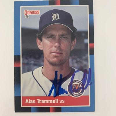 Alan Trammell signed baseball card