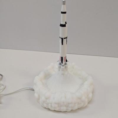 3D Printed Rocket Light & Apollo V Replica Rocket
