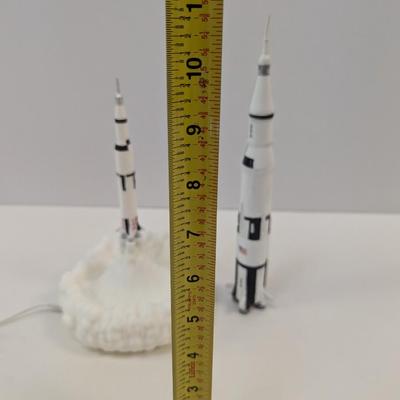 3D Printed Rocket Light & Apollo V Replica Rocket
