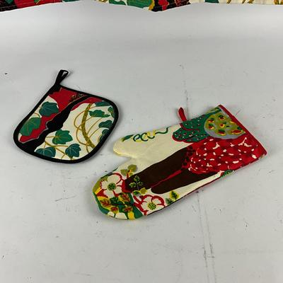 771 Apron, Oven Mit & Pot Holder by Josef Frank Lot