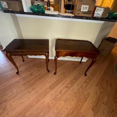 036 Pair of Vintage Mahogany Tea Tables with Pullout