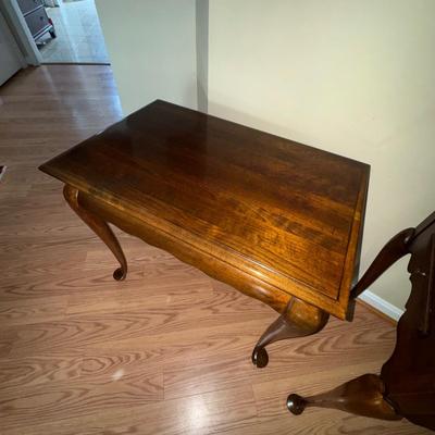 036 Pair of Vintage Mahogany Tea Tables with Pullout