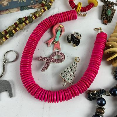 779 Lot of Costume Jewelry