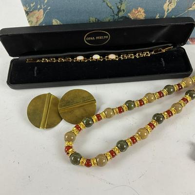 779 Lot of Costume Jewelry