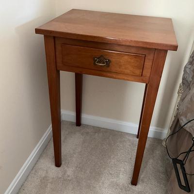 047 Vintage Cherry Single Drawer Stand